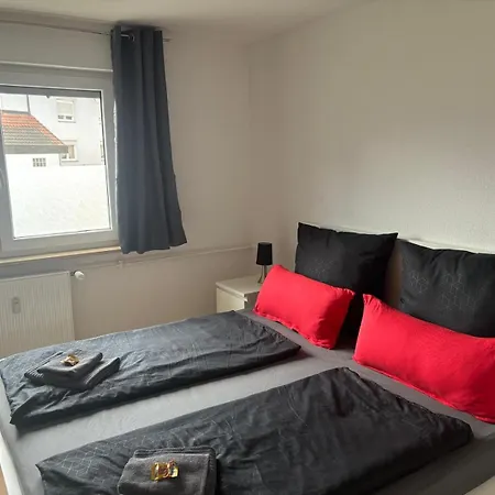 شقة Yvonne Sigg روست